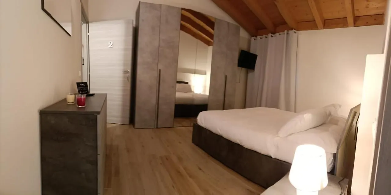 Alojamento de Acomodação e Pequeno-almoço B&B In Fattoria Berzo San Fermo Itália
